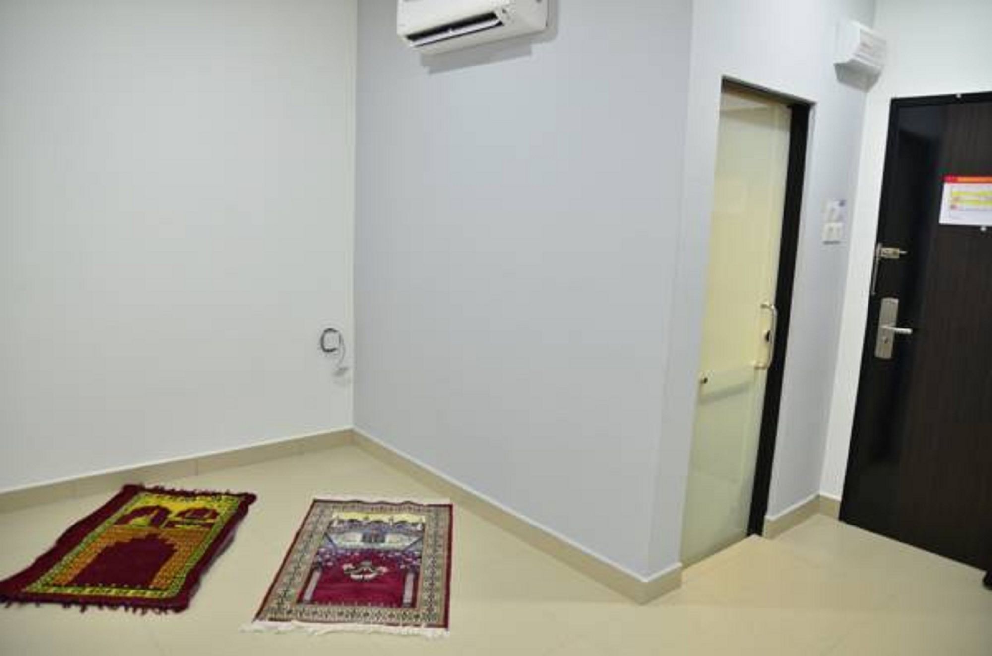 D'metro Hotel